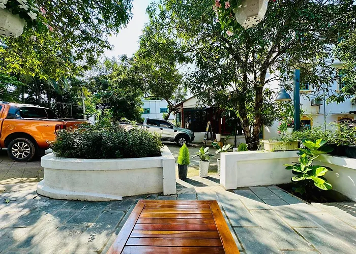 Vida Loca Sunset Beach Resort