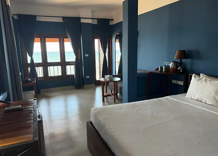 Vida Loca Sunset Beach Resort